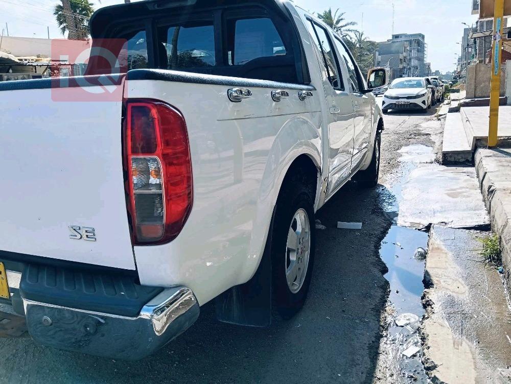 نيسان نافارا